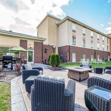 Comfort Suites Marietta Parkersburg 